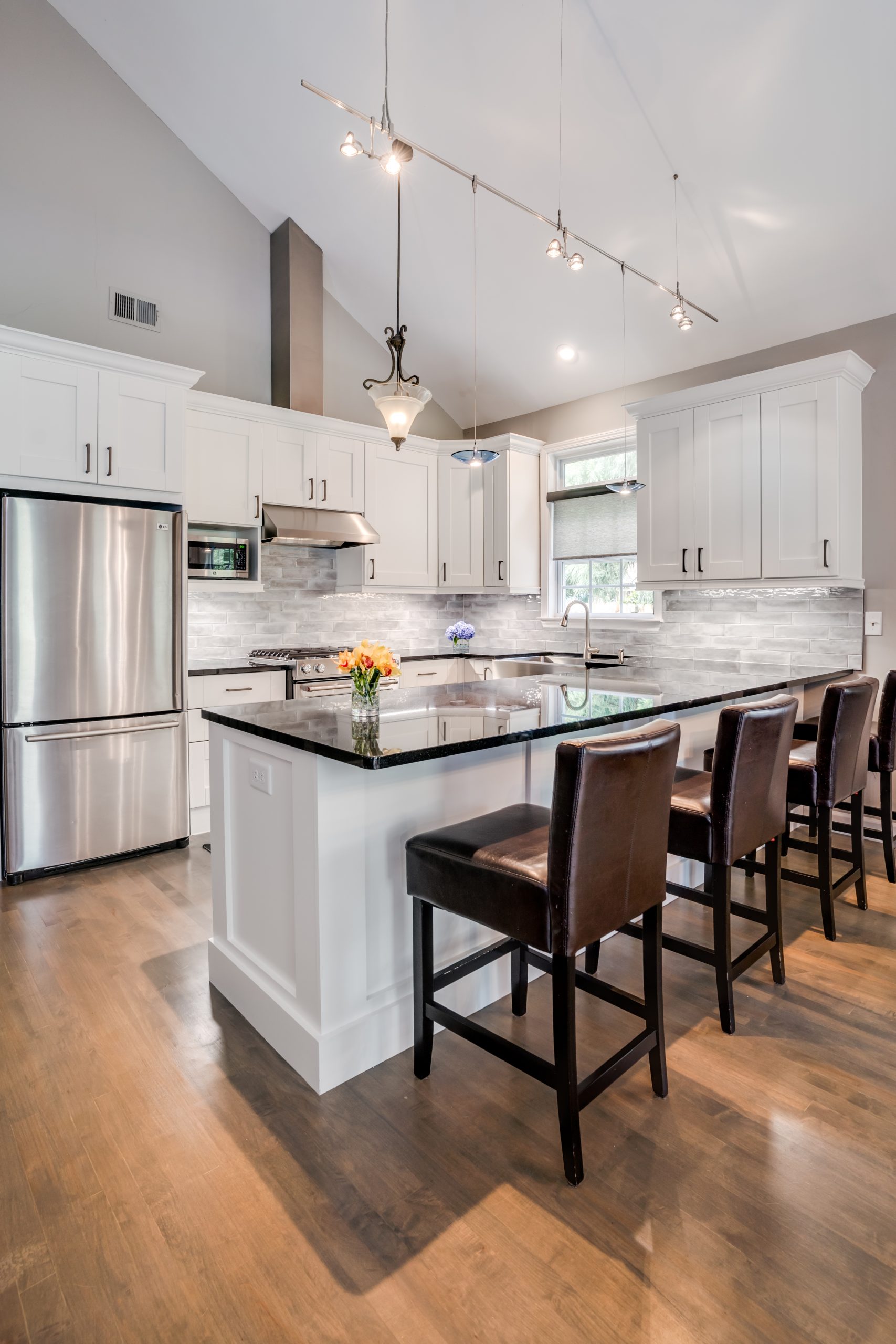 Best Kitchen and Bathroom Cabinet Refacing Near Me