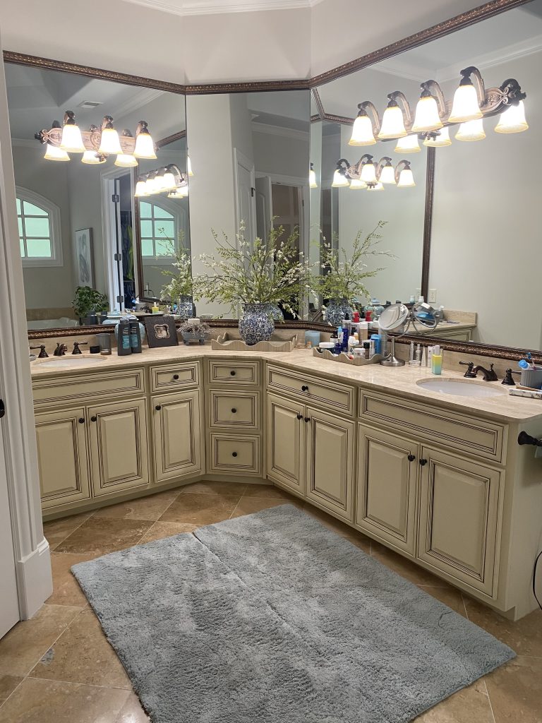 builder grade primary bath